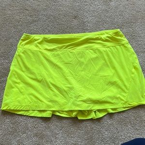 EUC Gap fit skirt; size L